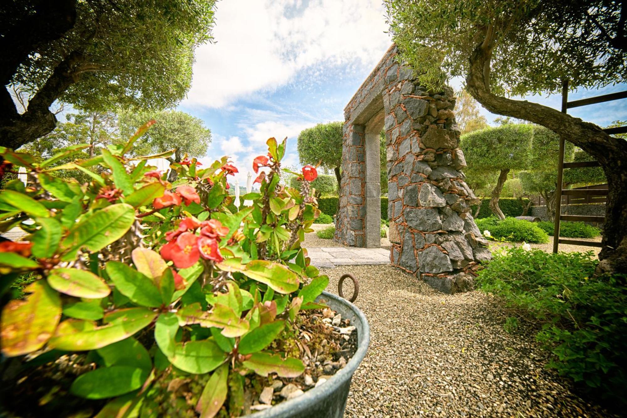 Il Casale Di Monacella Aparthotel Santa Venerina Buitenkant foto